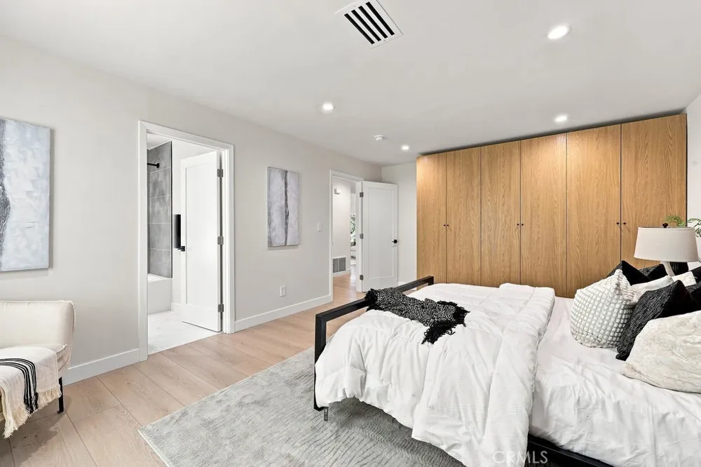 5506 Forest Cove Agoura Hills, CA 91301
