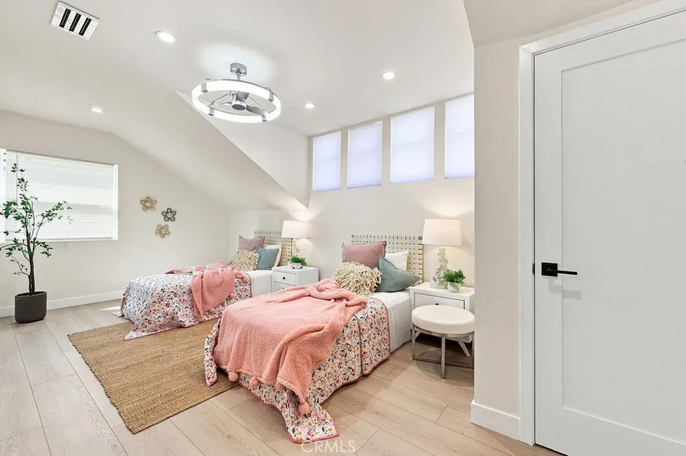 5506 Forest Cove Agoura Hills, CA 91301