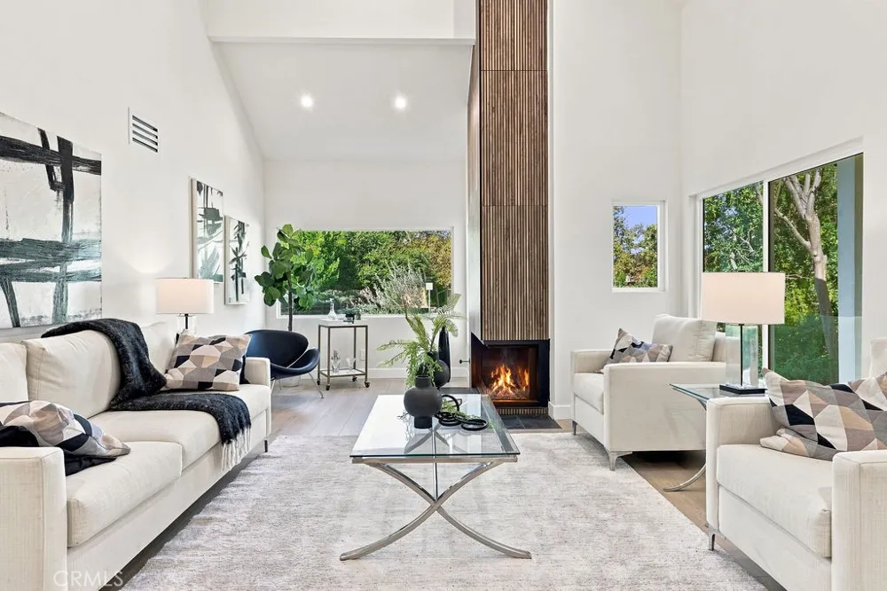 5506 Forest Cove Agoura Hills, CA 91301