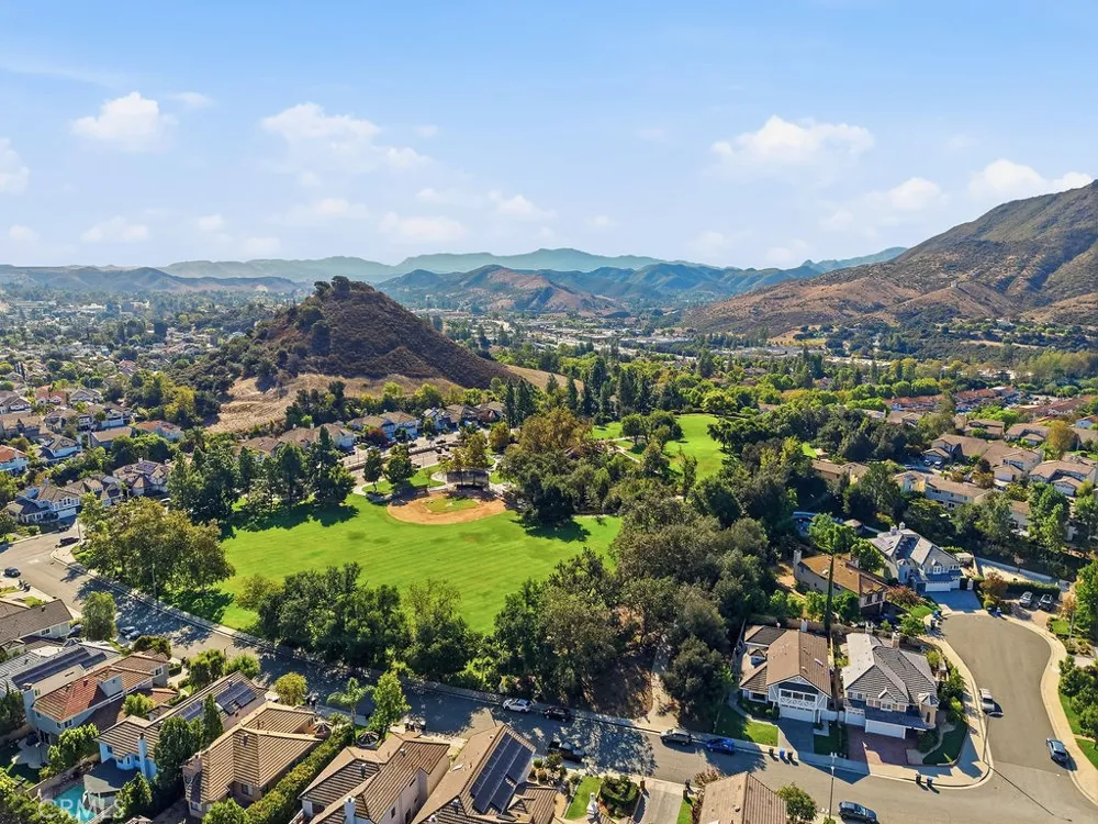 5506 Forest Cove Agoura Hills, CA 91301