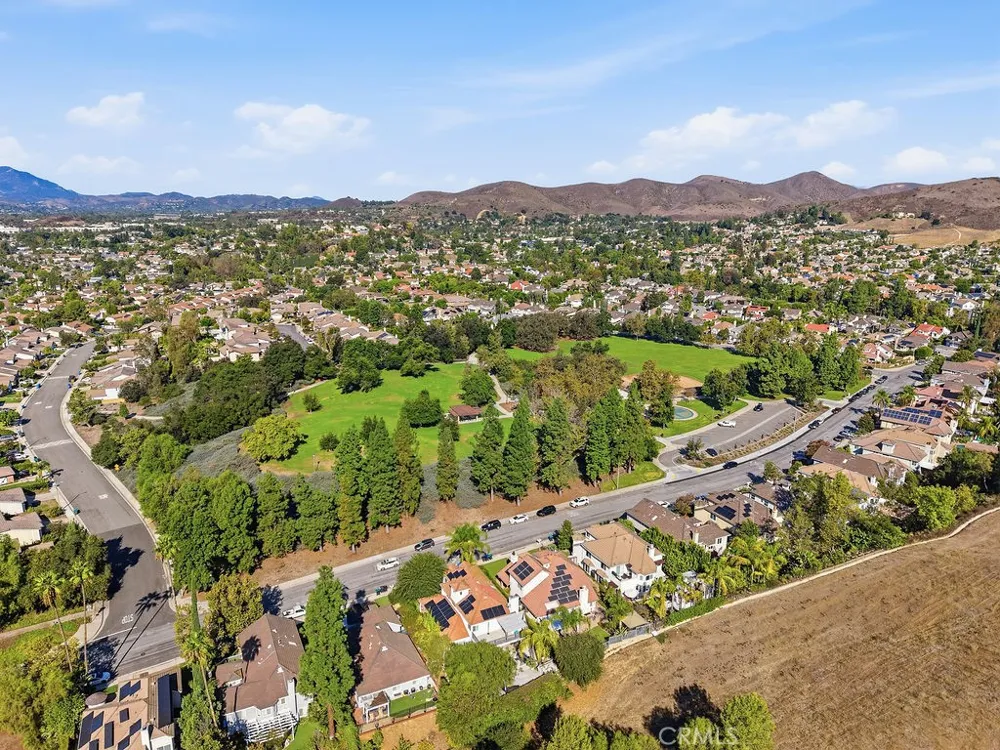 5506 Forest Cove Agoura Hills, CA 91301