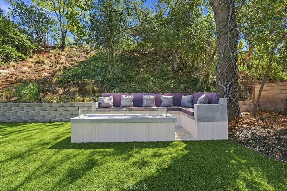 5506 Forest Cove Agoura Hills, CA 91301