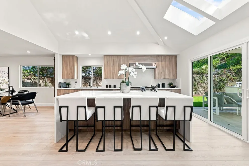5506 Forest Cove Agoura Hills, CA 91301