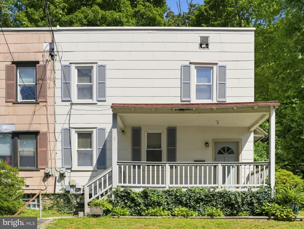 881 ROCK LANE Elkins Park, PA 19027