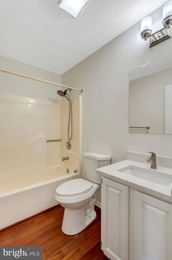 8773 BRADLEY FORGE DR Manassas, VA 20112