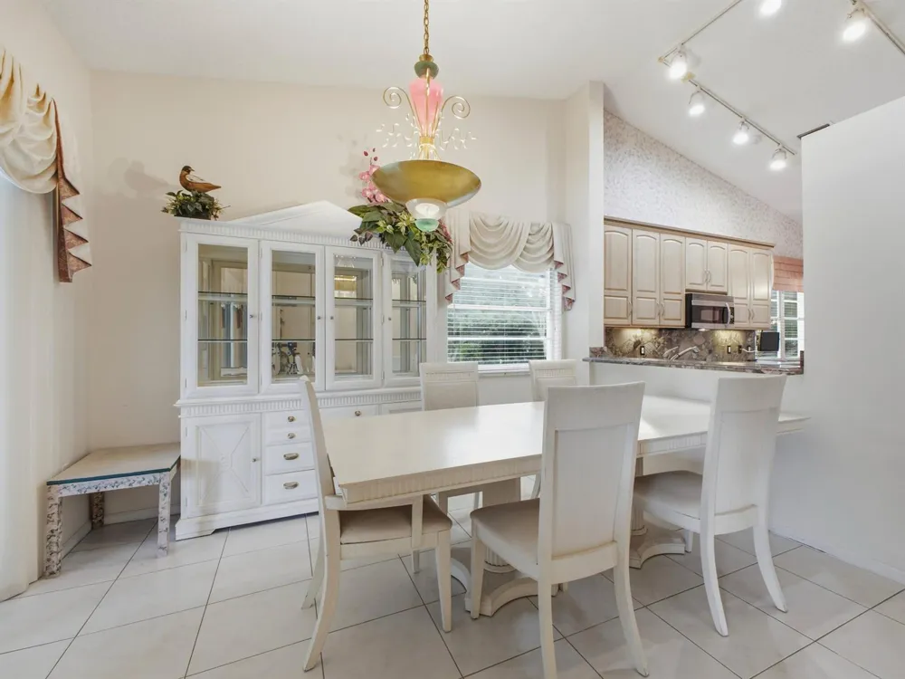 7881 WHISPERING PALMS DRIVE #202 Boynton Beach, FL 33437