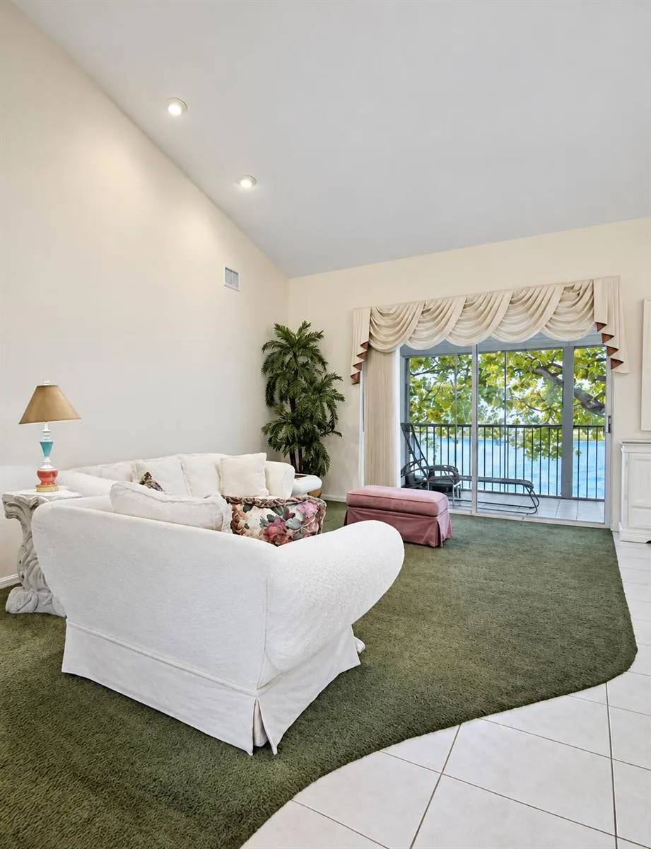 7881 WHISPERING PALMS DRIVE #202 Boynton Beach, FL 33437