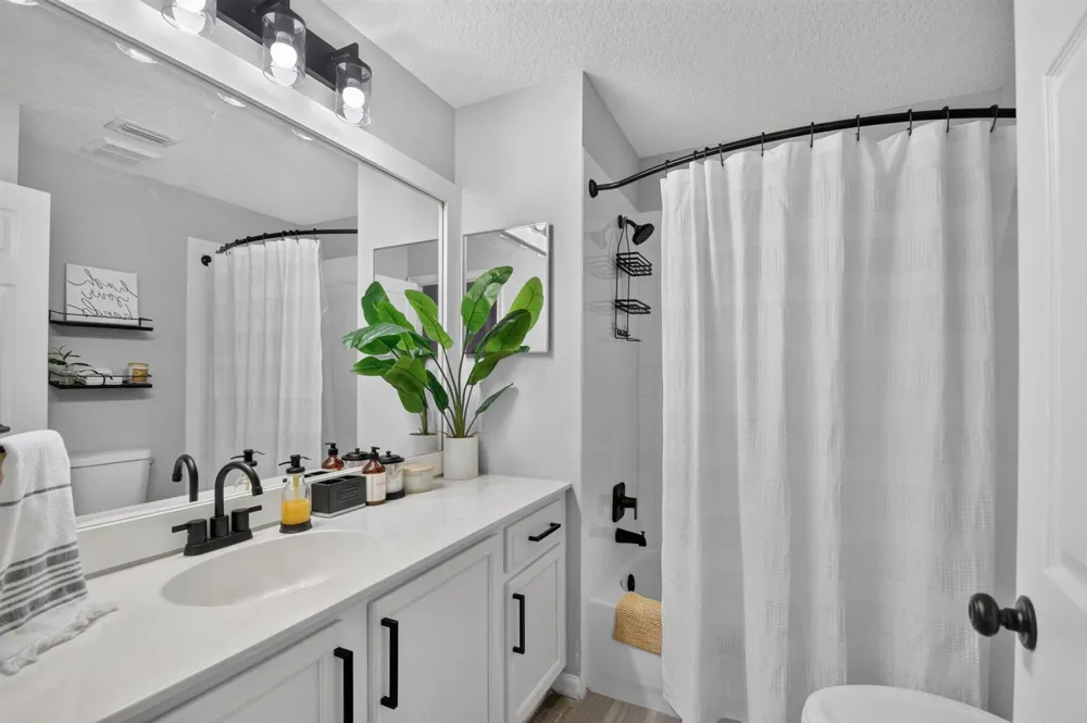 8093 BRIANTEA DRIVE Boynton Beach, FL 33472