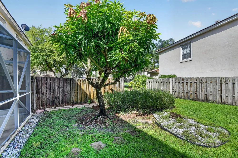 8093 BRIANTEA DRIVE Boynton Beach, FL 33472
