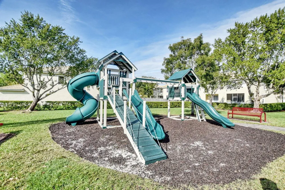 8093 BRIANTEA DRIVE Boynton Beach, FL 33472
