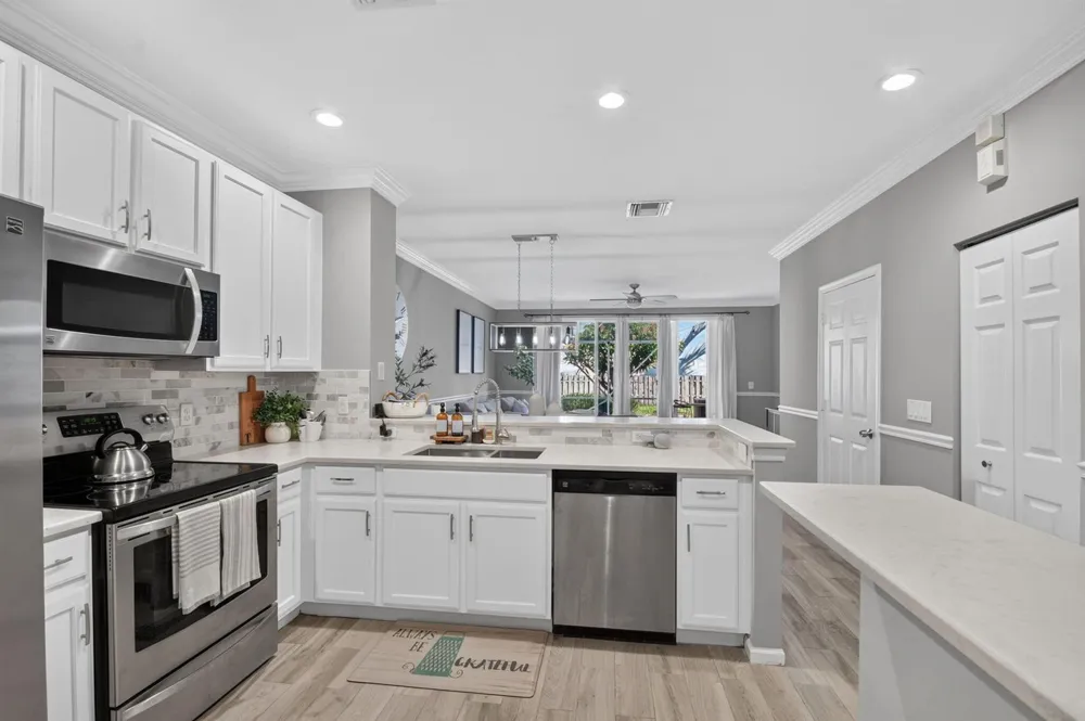 8093 BRIANTEA DRIVE Boynton Beach, FL 33472