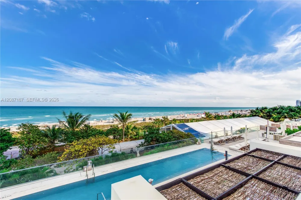 2301 COLLINS AV #1026 Miami Beach, FL 33139