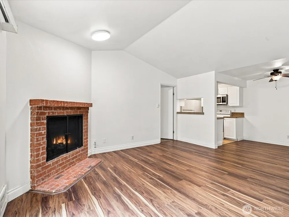 14200 NE 171st Street #C206 Woodinville, WA 98072