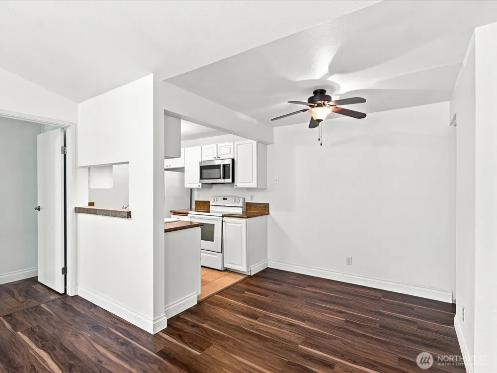14200 NE 171st Street #C206 Woodinville, WA 98072