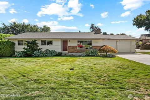 6604 Chinook Drive