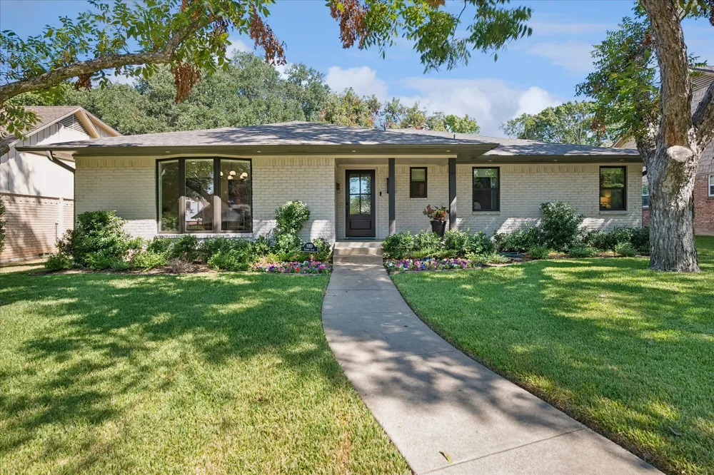 9553 Estate Lane Dallas, TX 75238
