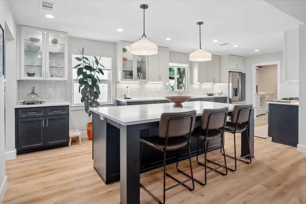 9553 Estate Lane Dallas, TX 75238