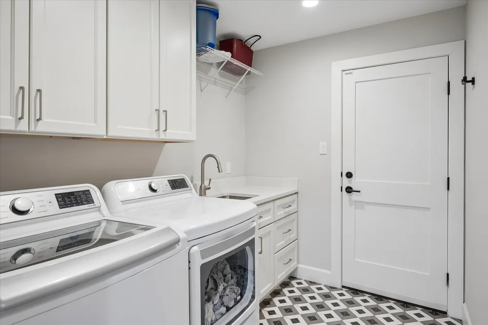 9553 Estate Lane Dallas, TX 75238