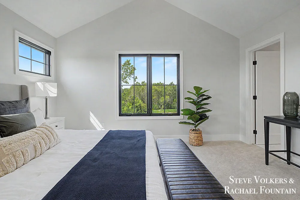 984 Glenwood Court SE Grand Rapids, MI 49546