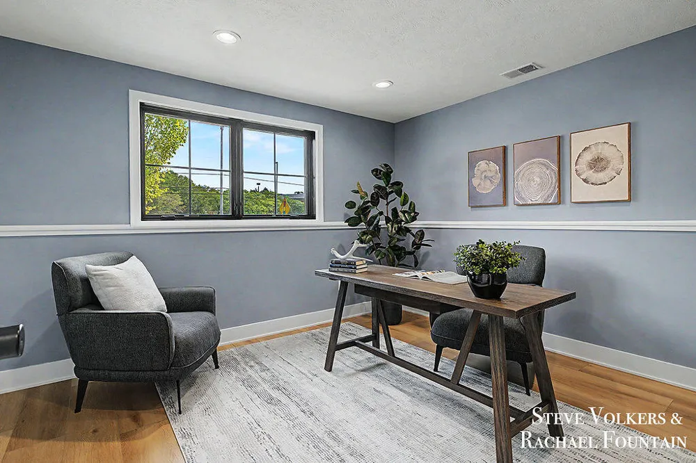 984 Glenwood Court SE Grand Rapids, MI 49546