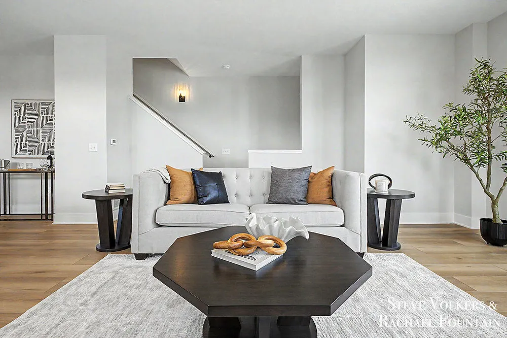 984 Glenwood Court SE Grand Rapids, MI 49546