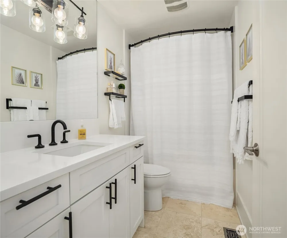 9801 NE 4th Street #D Bellevue, WA 98004