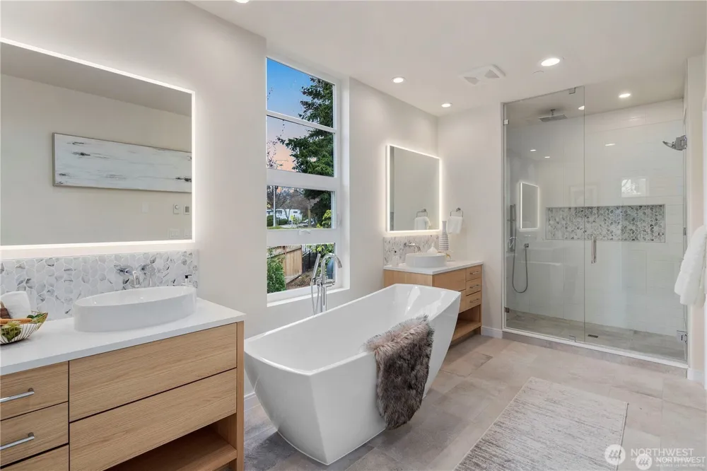 1309 Market Street Kirkland, WA 98033