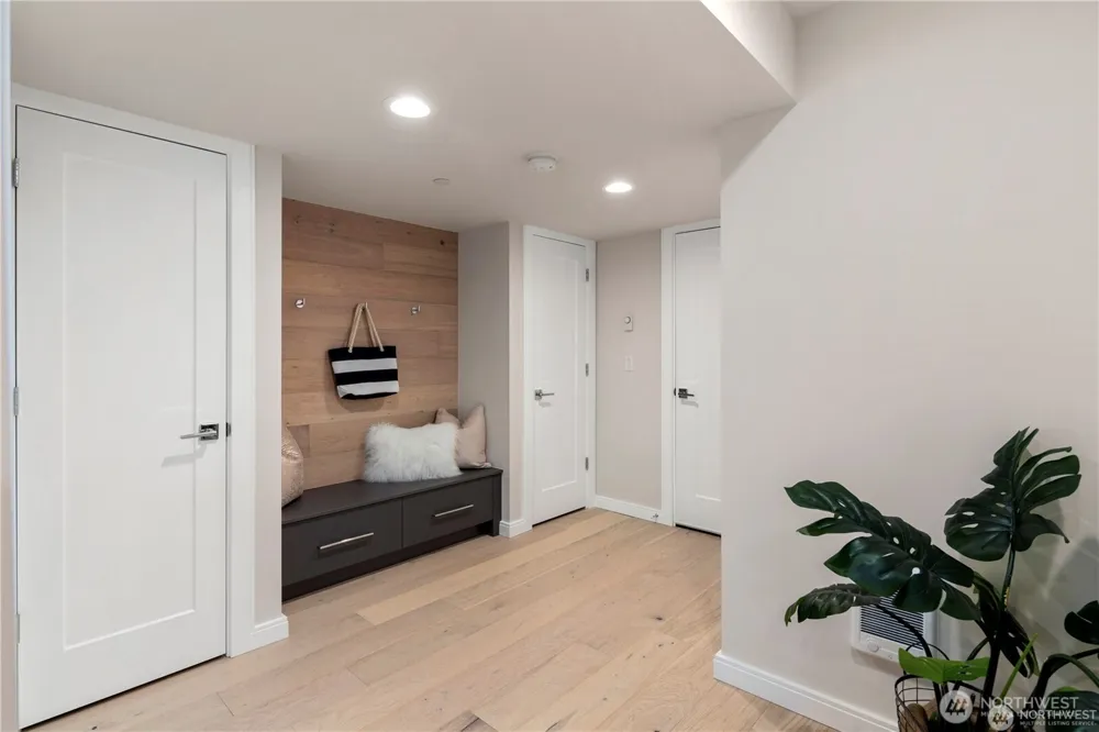 1309 Market Street Kirkland, WA 98033