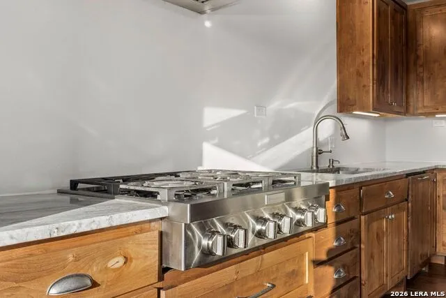103 Bluffview Cir Kerrville, TX 78028