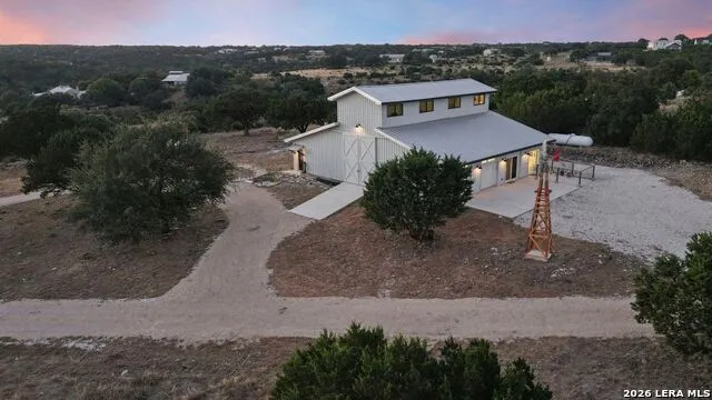 103 Bluffview Cir Kerrville, TX 78028