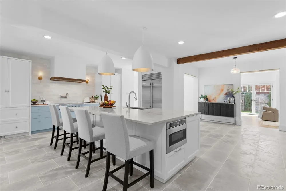 250 Ash Street Denver, CO 80220