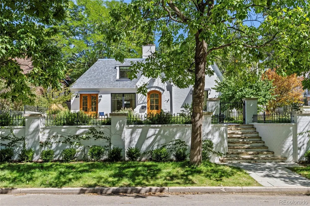 250 Ash Street Denver, CO 80220