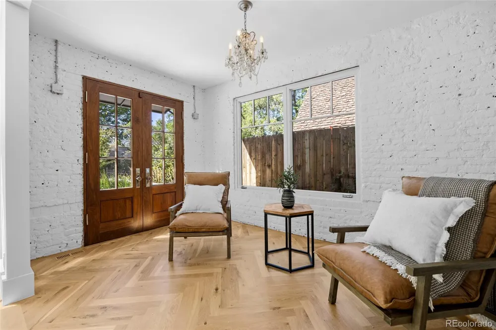 250 Ash Street Denver, CO 80220