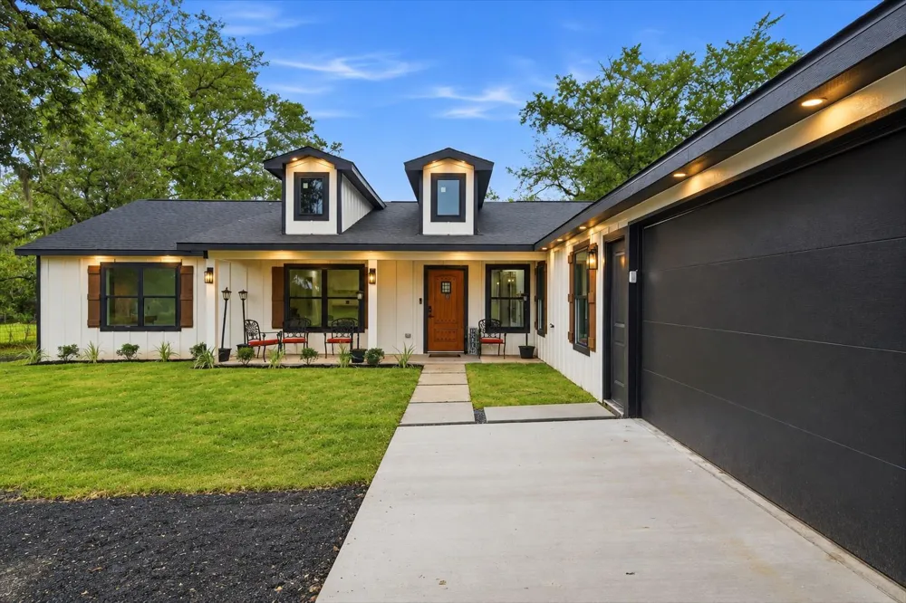 22177 Fm 359 Road Hempstead, TX 77445