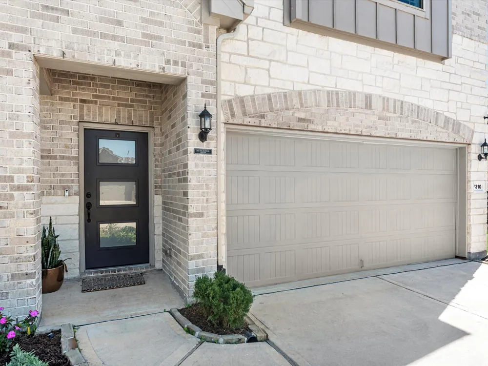 7310 Kingbird Cove Court Katy, TX 77493
