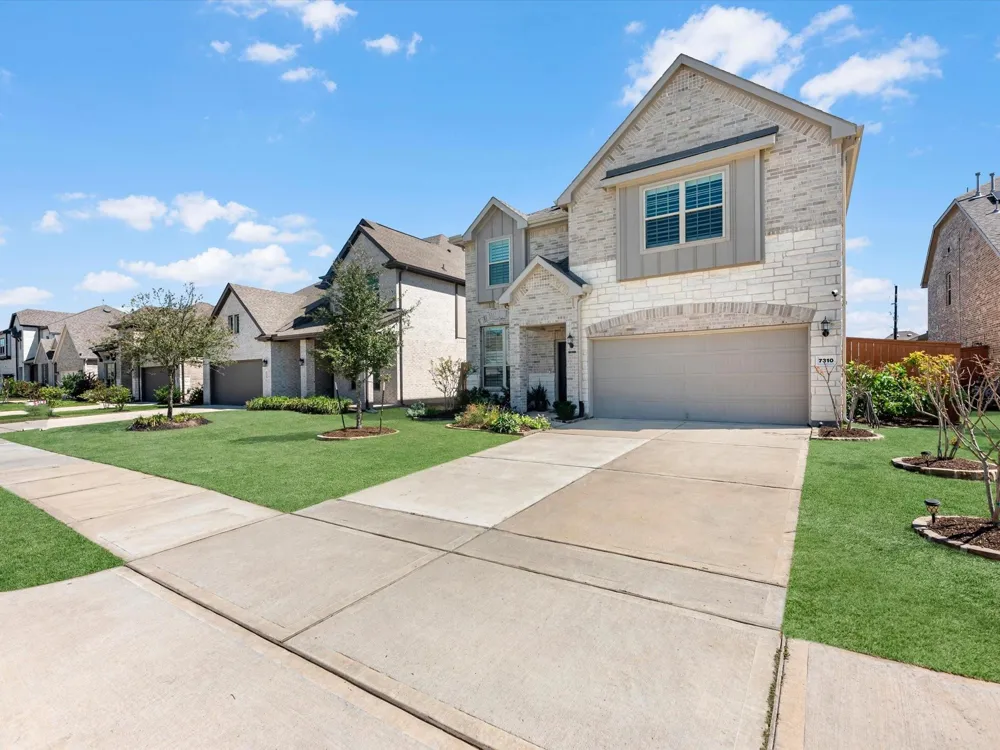 7310 Kingbird Cove Court Katy, TX 77493