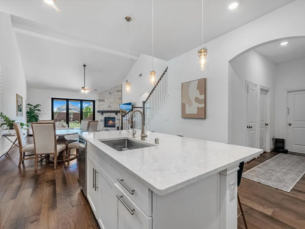 7310 Kingbird Cove Court Katy, TX 77493