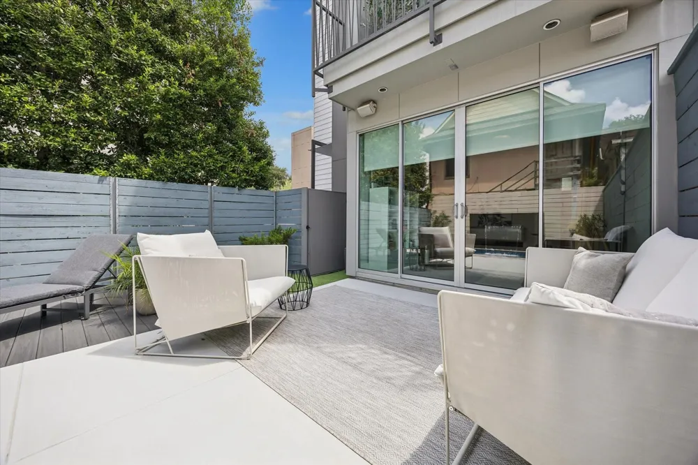 1808 Palm Street Houston, TX 77004
