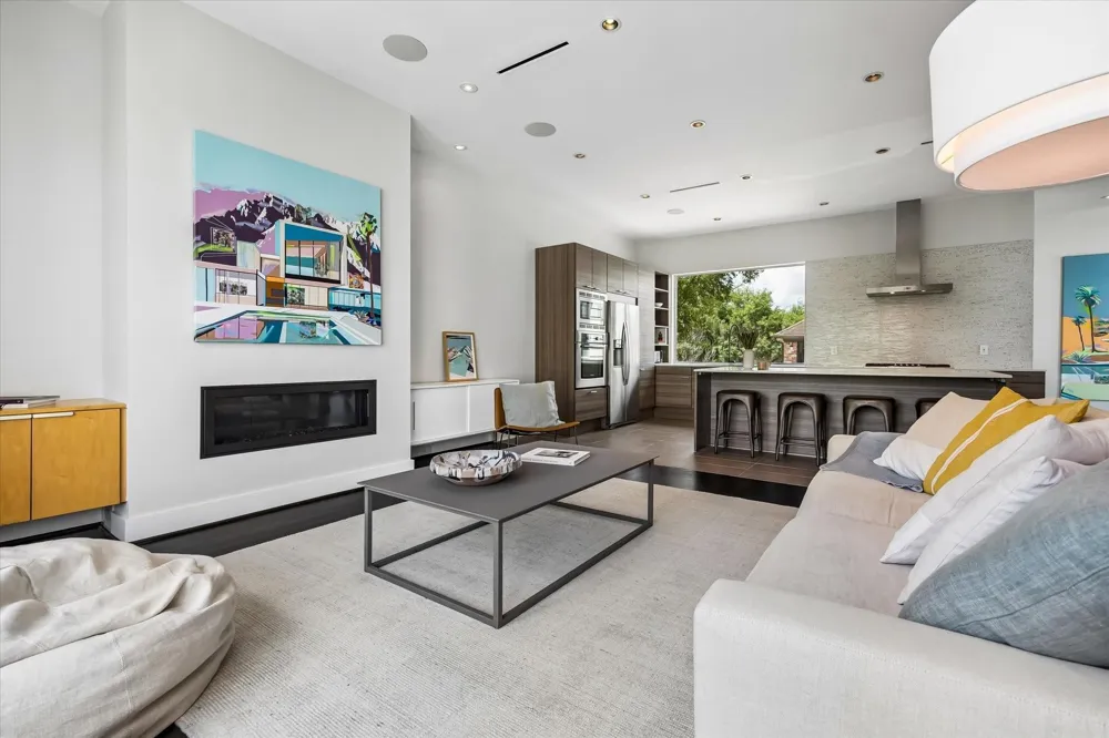 1808 Palm Street Houston, TX 77004