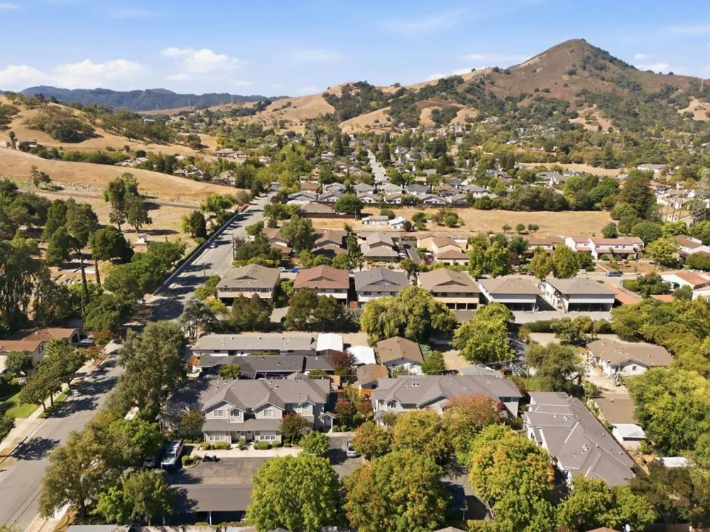 217 Spring Avenue Morgan Hill, CA 95037