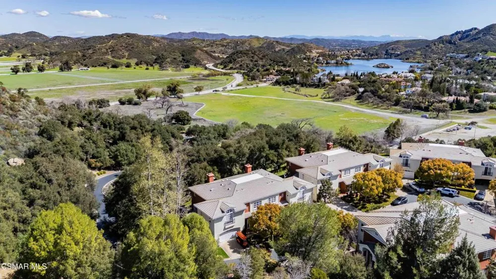 2306 Heatherbank Court Thousand Oaks, CA 91361