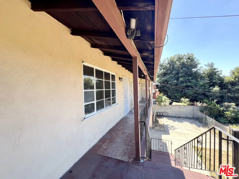 6328 Malabar Street #D Huntington Park, CA 90255
