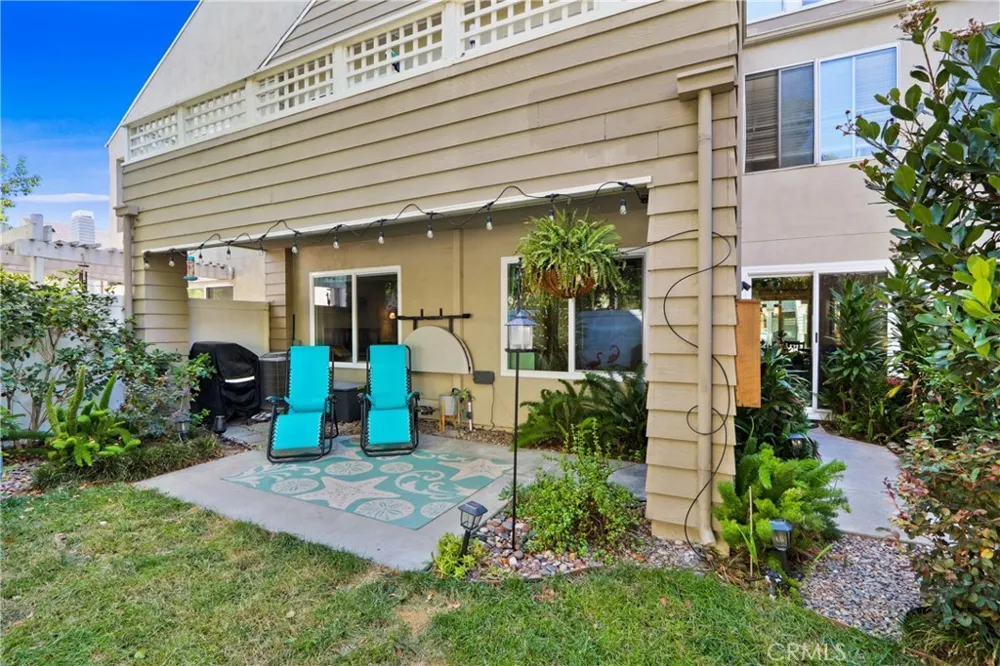 10 Glenoaks Aliso Viejo, CA 92656