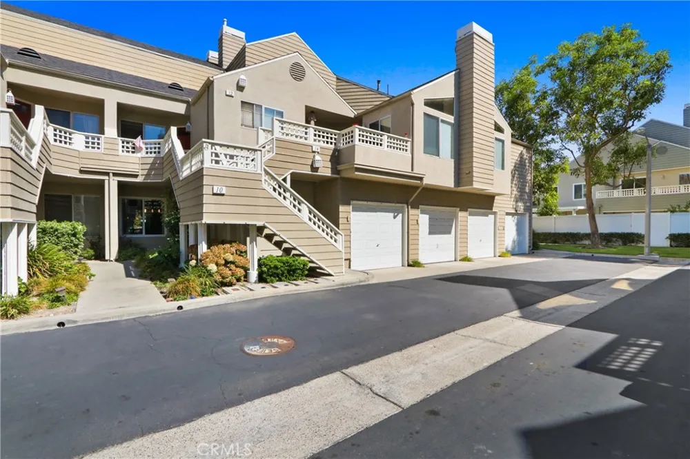 10 Glenoaks Aliso Viejo, CA 92656