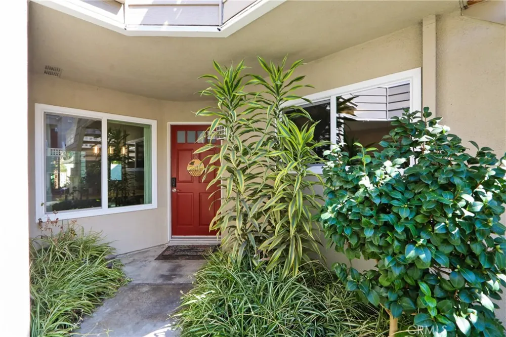 10 Glenoaks Aliso Viejo, CA 92656