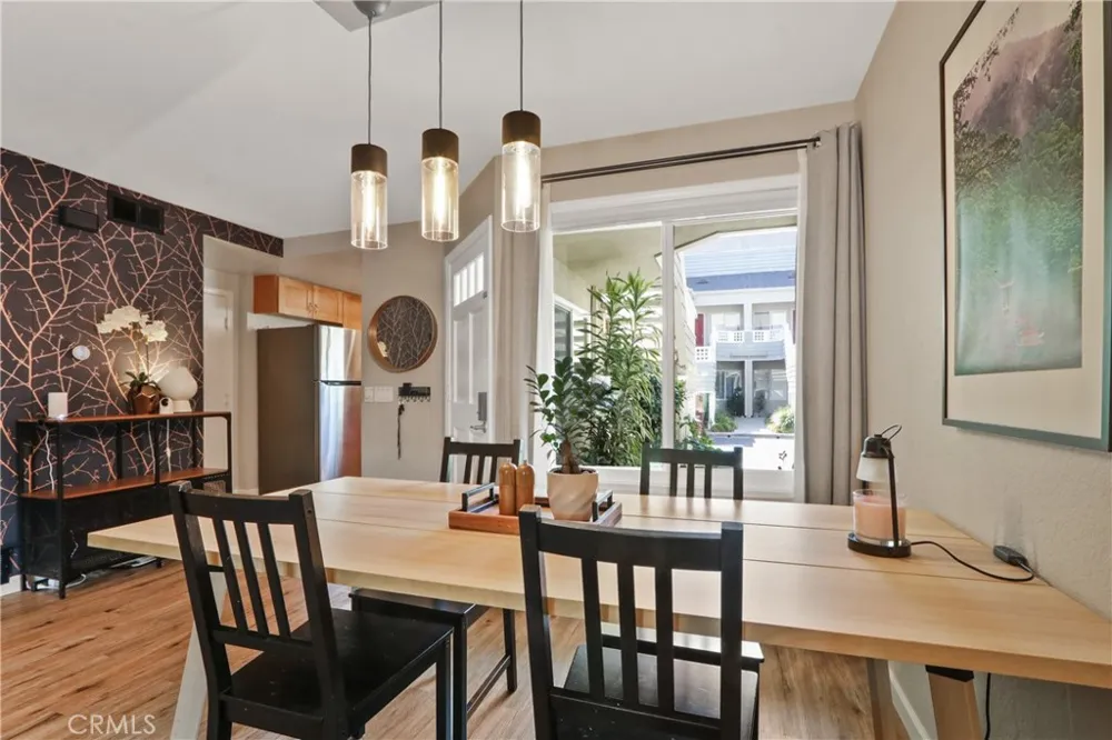 10 Glenoaks Aliso Viejo, CA 92656