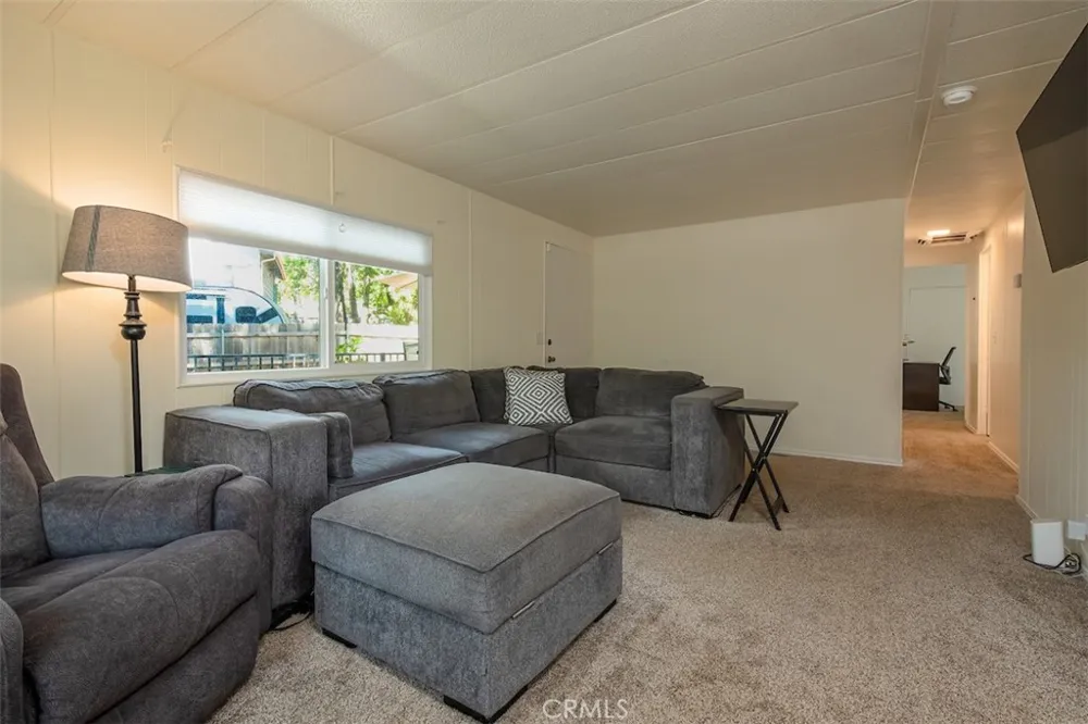 14212 Wycliff Magalia, CA 95954