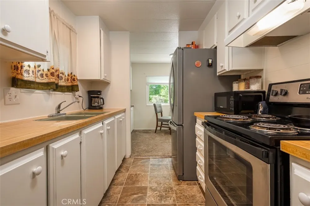14212 Wycliff Magalia, CA 95954
