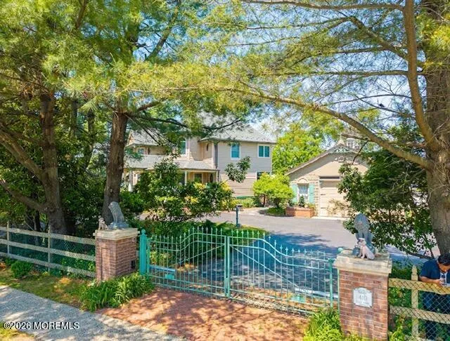 410 Thompson Avenue Middletown, NJ 07748