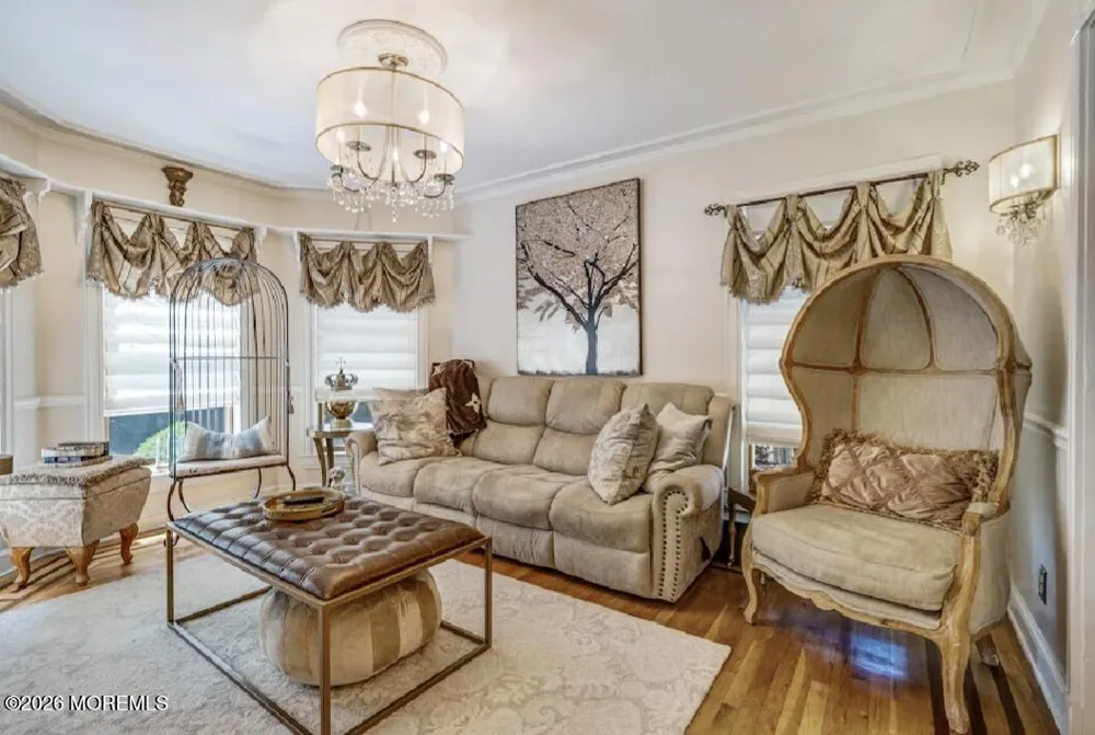 410 Thompson Avenue Middletown, NJ 07748